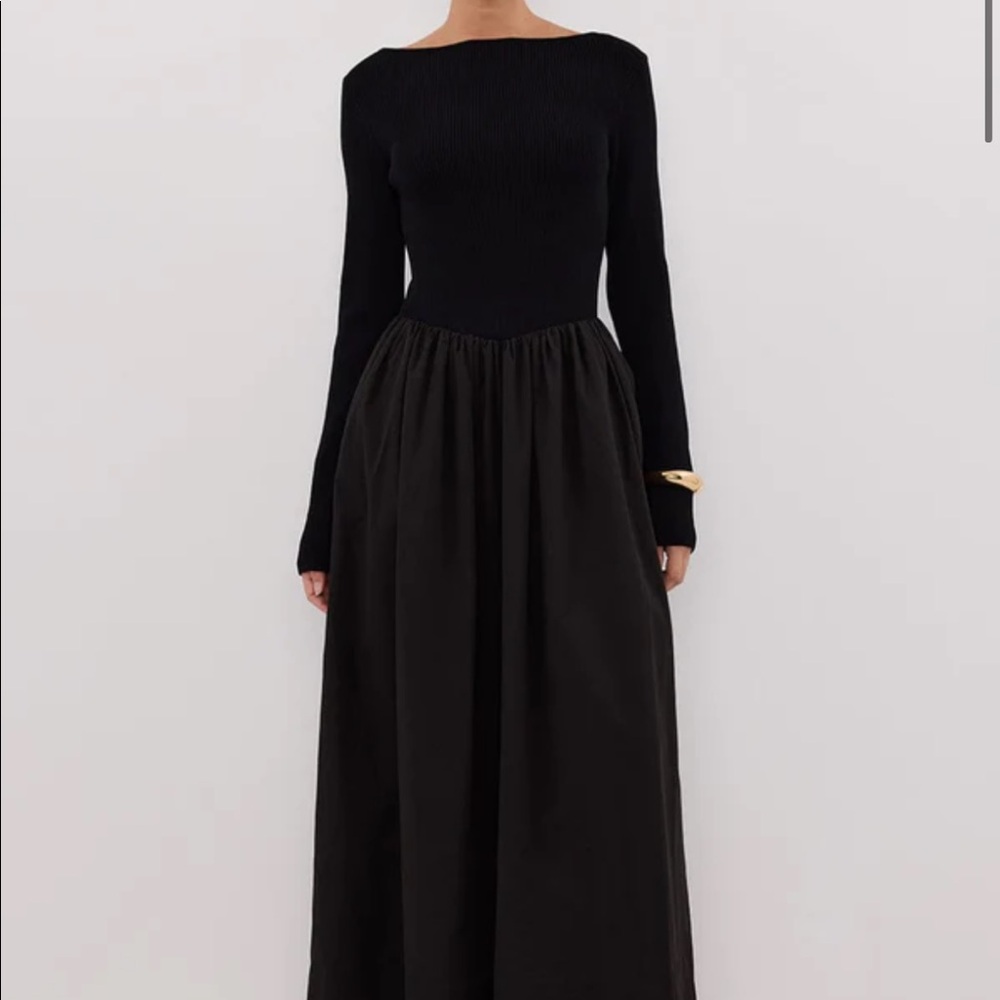 DISSH Black Long-Sleeve Maxi Dress with Full Skirt